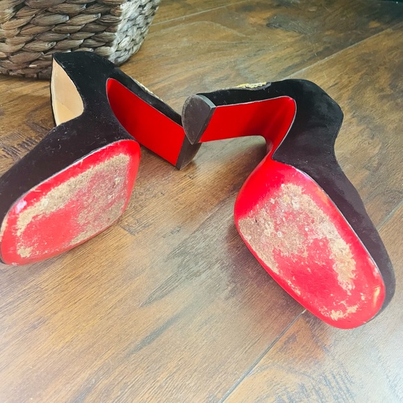 ✨Christian Louboutin heels ✨ - Picture 4 of 5